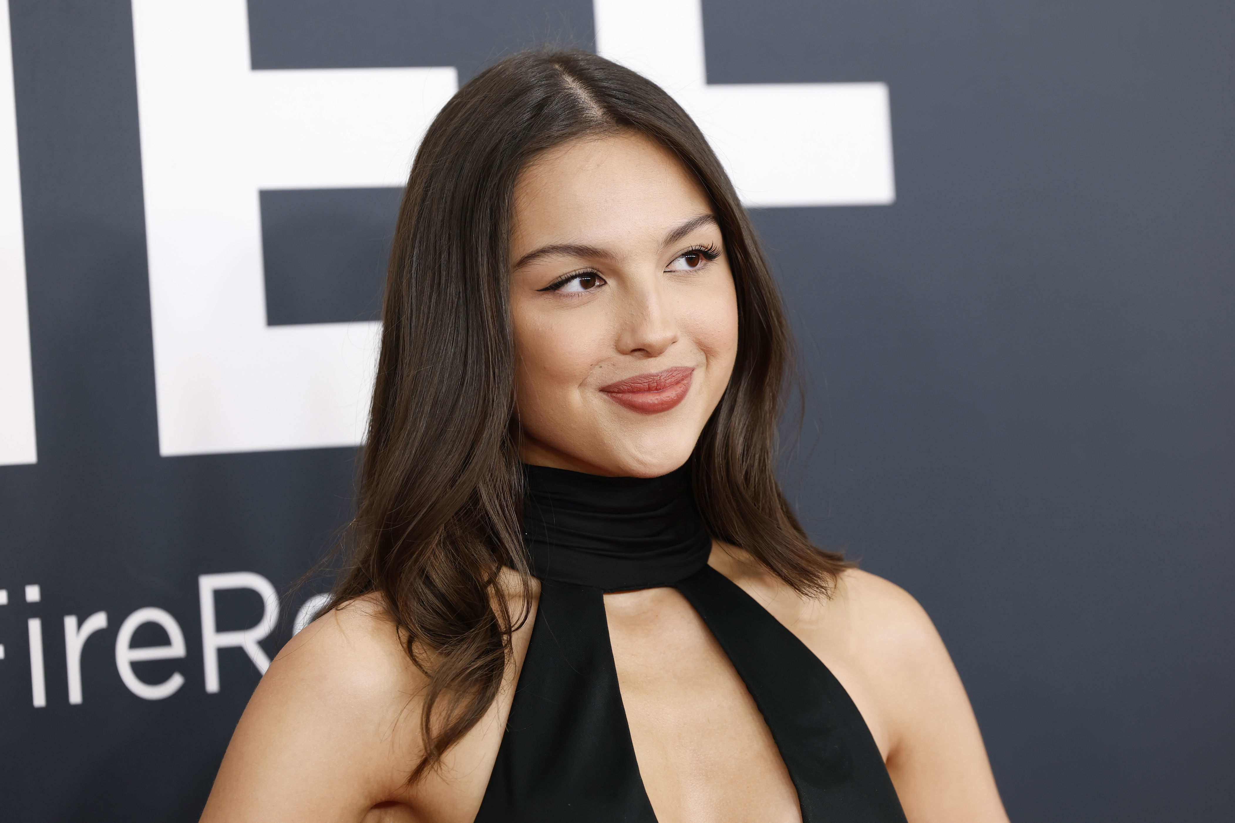 Olivia Rodrigo Hints At OR3 In Studio Selfie As Fans Push Luck Album
