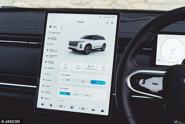 The Chinese 'Temu Range Rover' taking over the school run: Owners tell ...