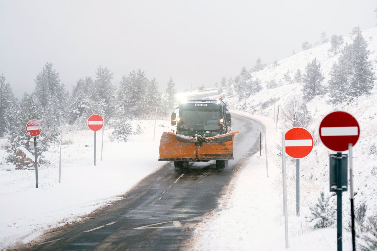 Amber snow warning comes into place as blizzard conditions forecast
