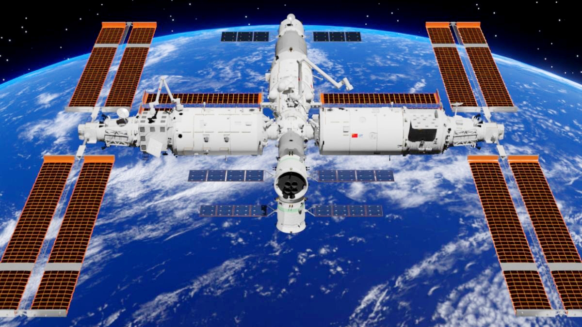 Astronauts Are Stranded in Space Right Now: Here's What We Know