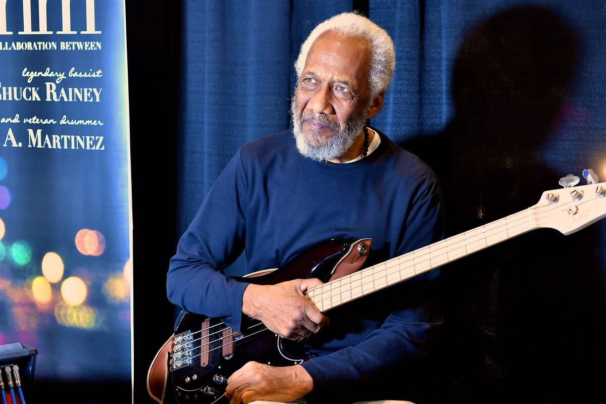 The studio bass players who played on all your favorite '70s hits