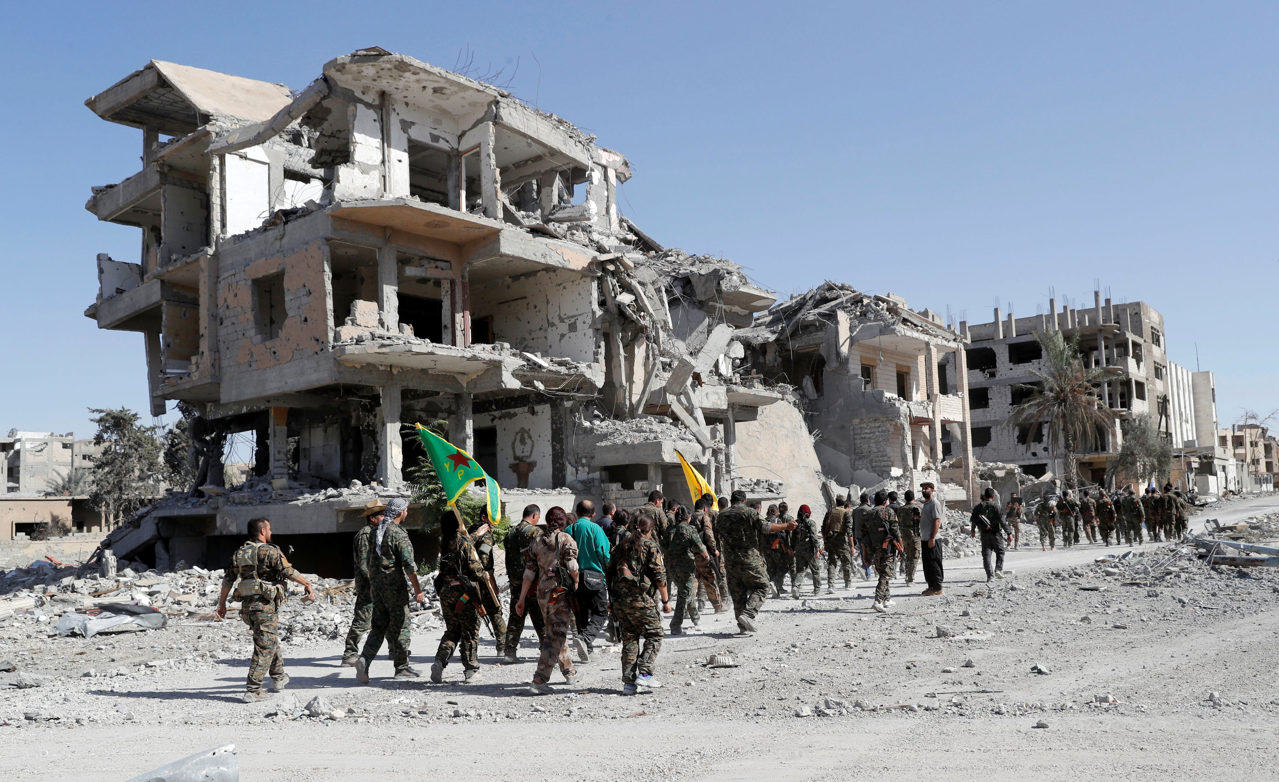 Two Syrian soldiers killed in clashes with SDF in Raqqa
