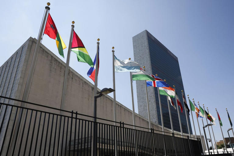 Un panel de la ONU adopta una resolución que condena las violaciones de derechos humanos en Corea del Norte.