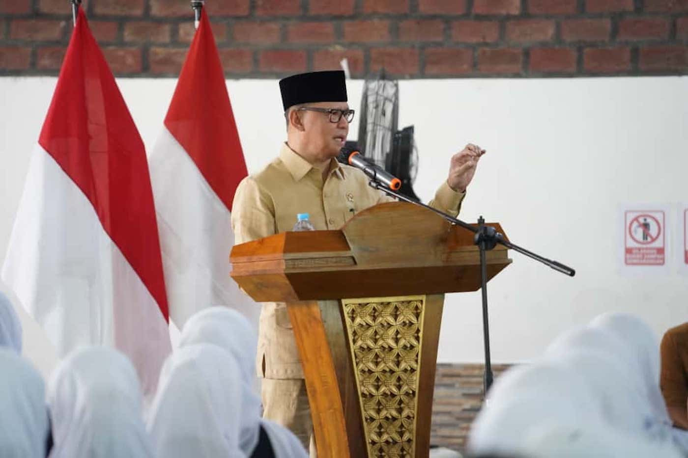 AA1QNzz1 Menteri Mukhtarudin Menginspirasi Siswa SMK Pasim Sukabumi dengan 'Go Global!'