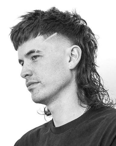 8 Gaya Rambut Mullet Panjang yang Nyentrik Tapi Keren