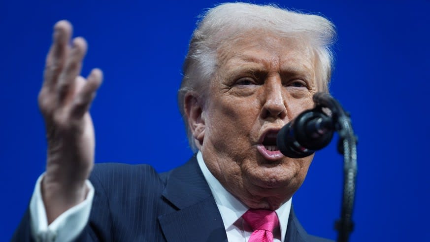 Der Druck auf den US-Präsidenten wurde zu groß - nun hat er die Veröffentlichung von Akten zu einem Fall genehmigt, den er nicht loswurde.