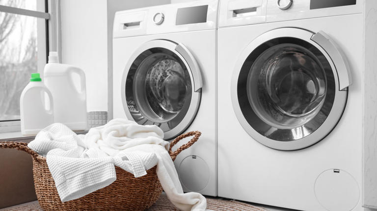 12 Reasons Front Loader Washing Machines Are Considered Better (And If ...