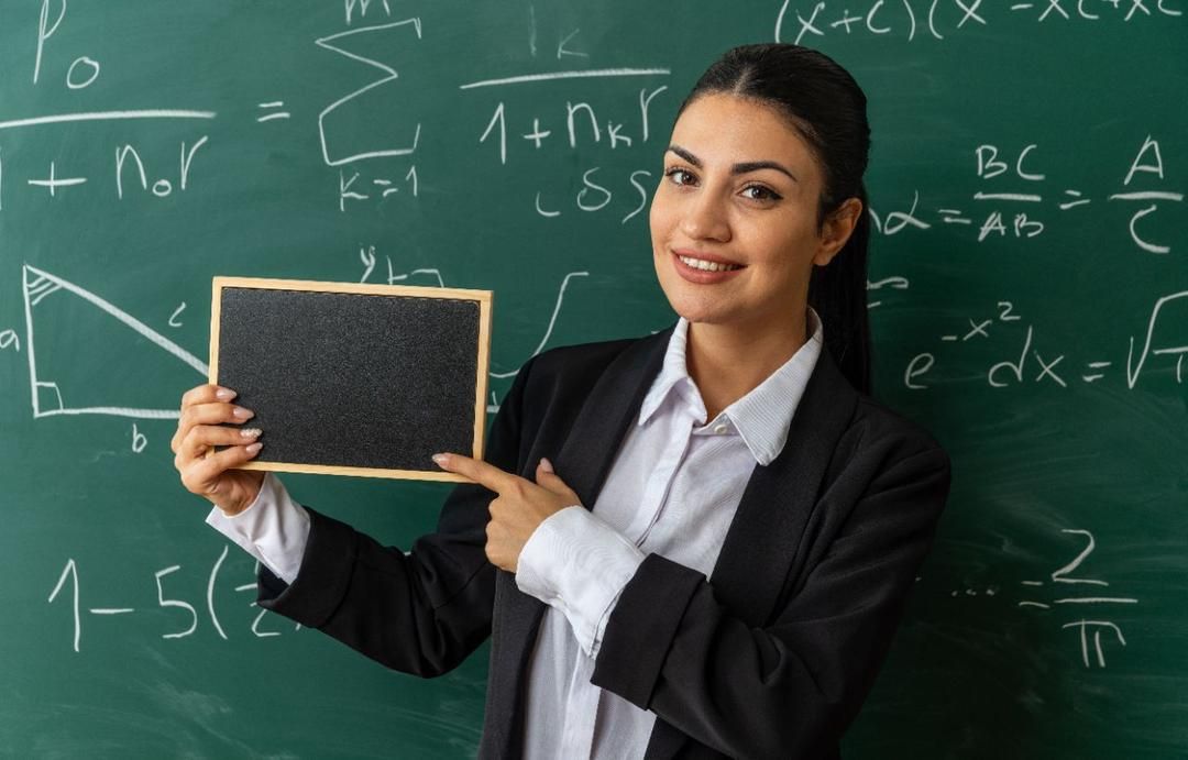 AA1QOP4Y 30 Kata-Kata Penuh Makna untuk Hari Guru