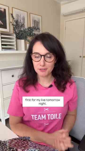 Do I Look Like Elaine From Seinfeld… But as a Sewing Content Creator?