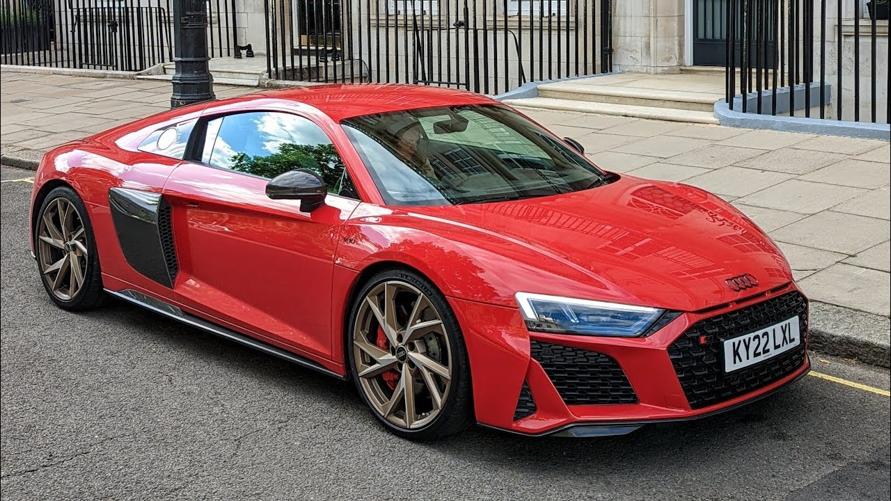 How Stable Is the Audi R8 at High Speed?