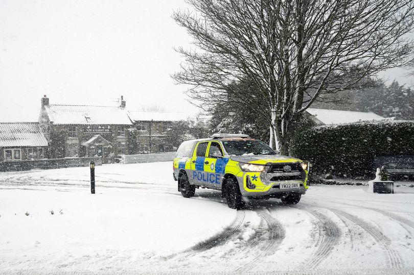 UK snow bomb update as some areas to be hit by 'nine inches'