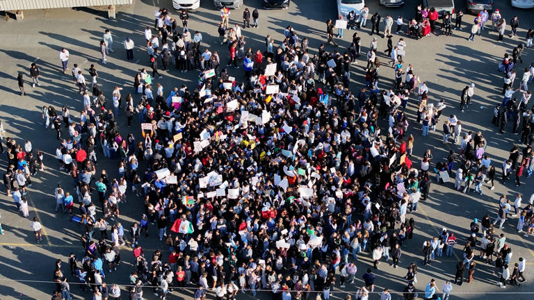 South Meck students stage school walkout to protest Border Patrol’s ...