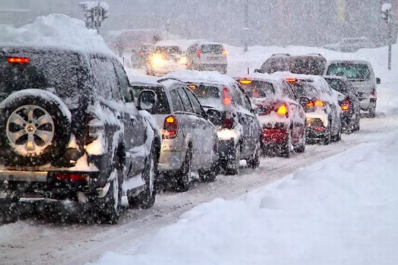 Irish drivers told buy €4 item for car before next week as Met Eireann ...