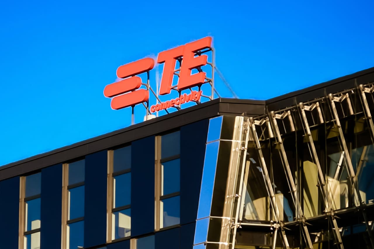 TE Connectivity earnings were great. The stock is down as investors fret over AI.