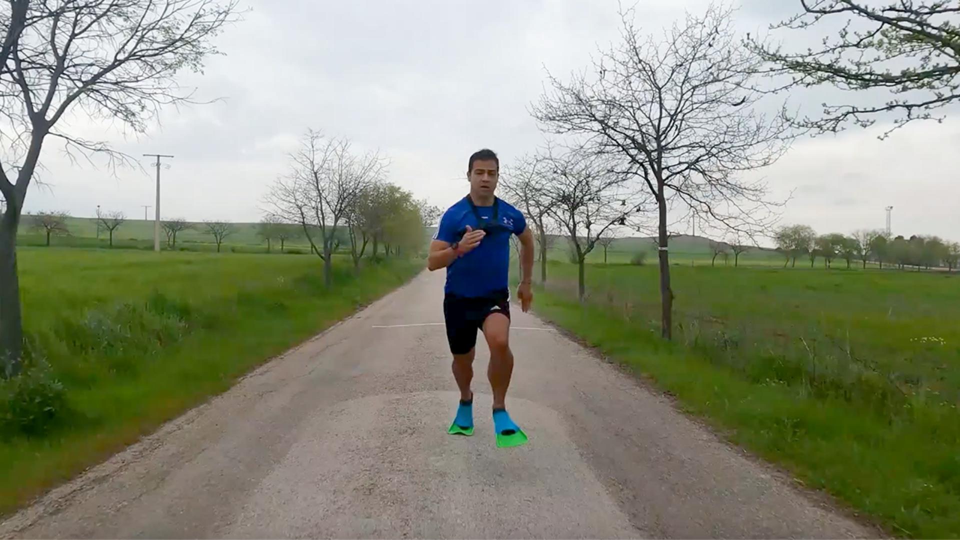Najszybszy wynik na 400 m w płetwach (mężczyźni) - 56,91 s, Christian ...