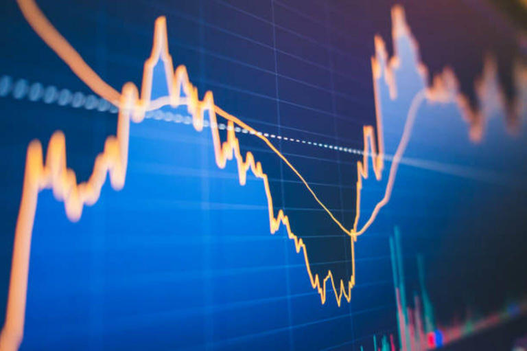 U.S. growth is set to reaccelerate in 2026, Apollo’s Slok notes