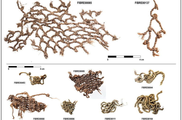 Perfectly preserved rock art site reveals 1,700 years of Aboriginal ...