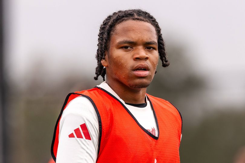 El Liverpool se enfrenta a la pérdida de un joven talento mientras el Chelsea busca vengarse de Rio Ngumoha.