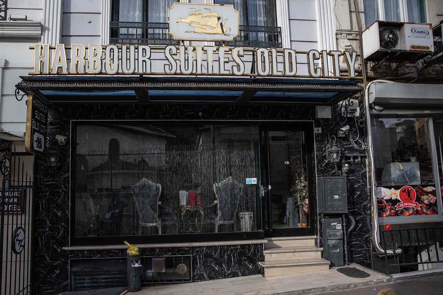 11 Arrested Over Vacation Deaths of Family of 4, as Chemical Pesticides