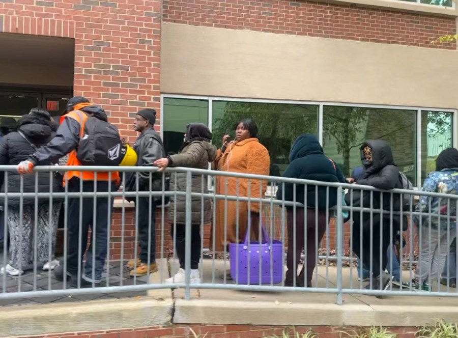 In-person rental assistance applications cause chaos, long lines for DC ...