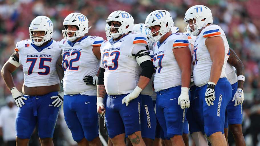 Star Boise State offensive lineman to enter 2026 NFL Draft