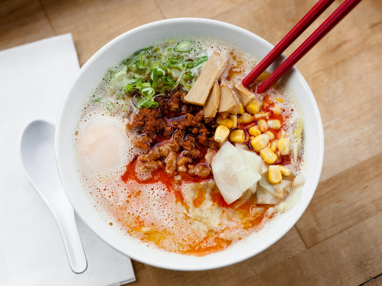 Where to eat at LaGuardia Airport in New York City