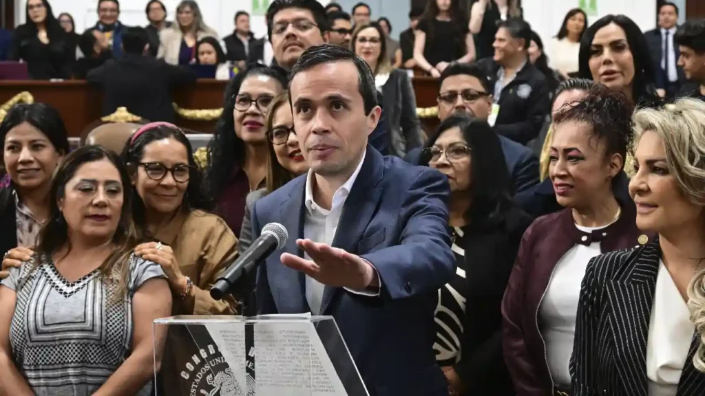 Jorge Armando Rocha rinde protesta como nuevo director del Canal del ...