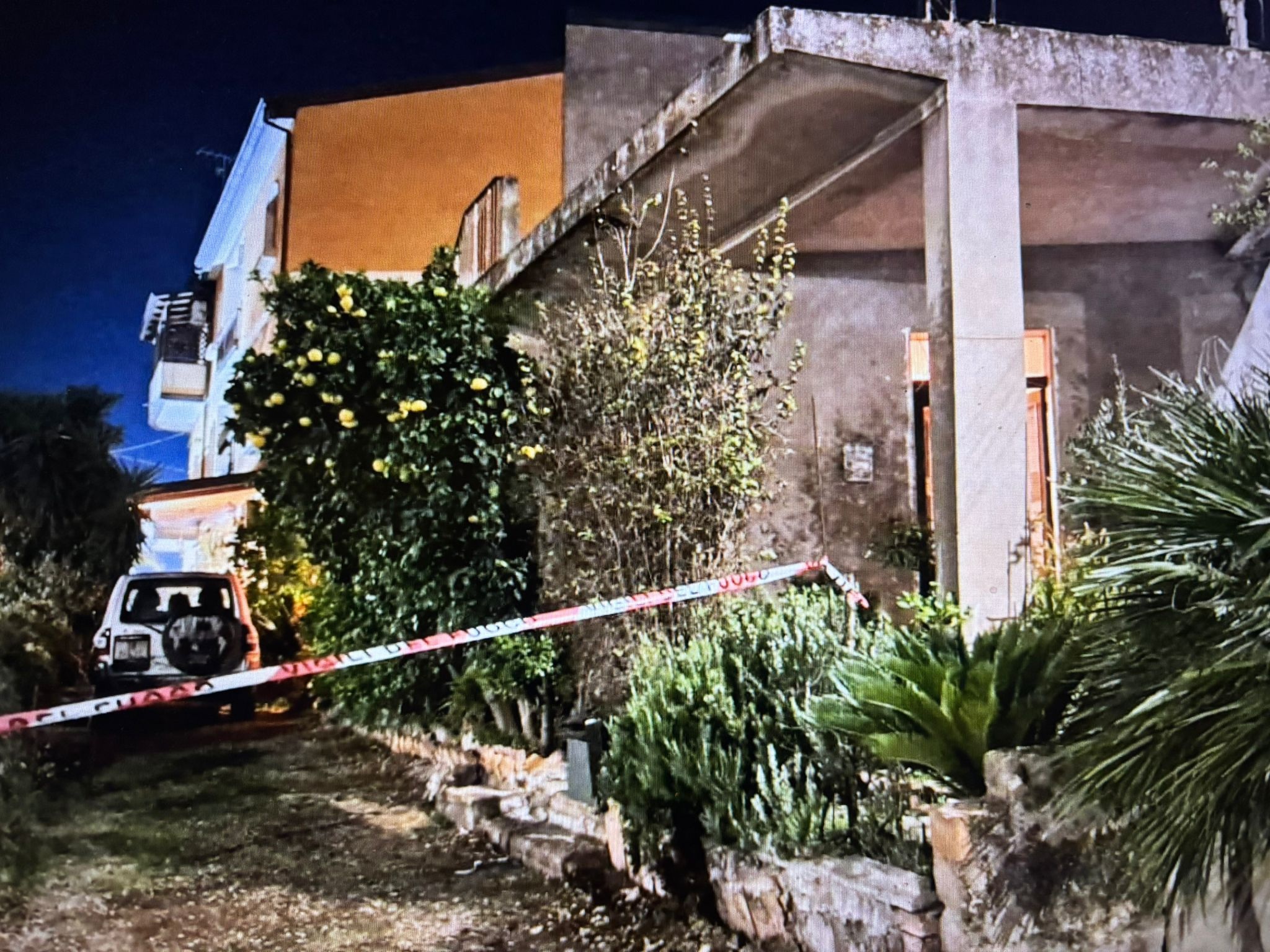 Dramma della solitudine, il cadavere di un 48enne rinvenuto in casa a ...