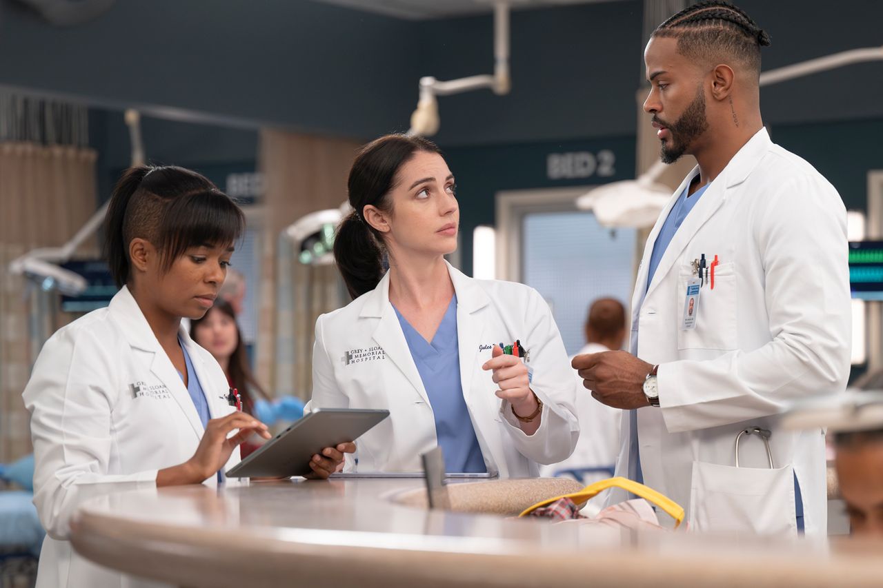 Is “Grey’s Anatomy ”on Tonight? Here’s When New Season 22 Episodes Will ...