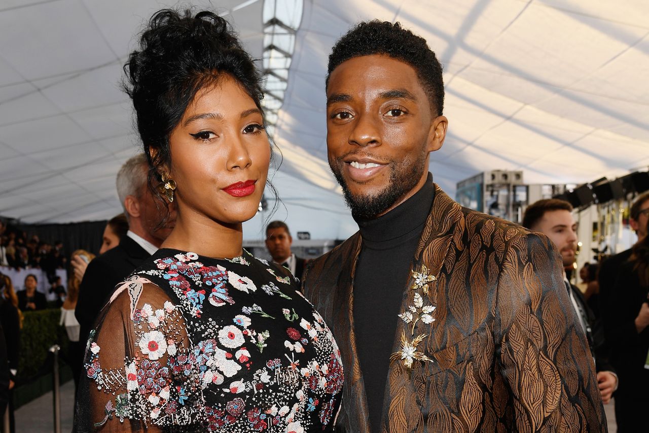 Taylor Simone Ledward and Chadwick Boseman attend the 25th Annual Screen Actors Guild Awards on January 27, 2019 in Los Angeles, California.