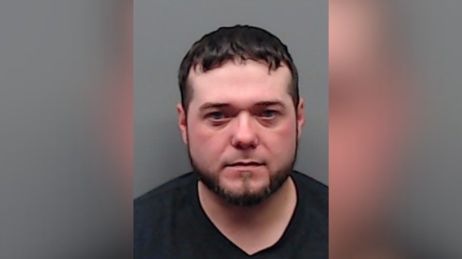 Tyler man arrested for assaulting pregnant woman