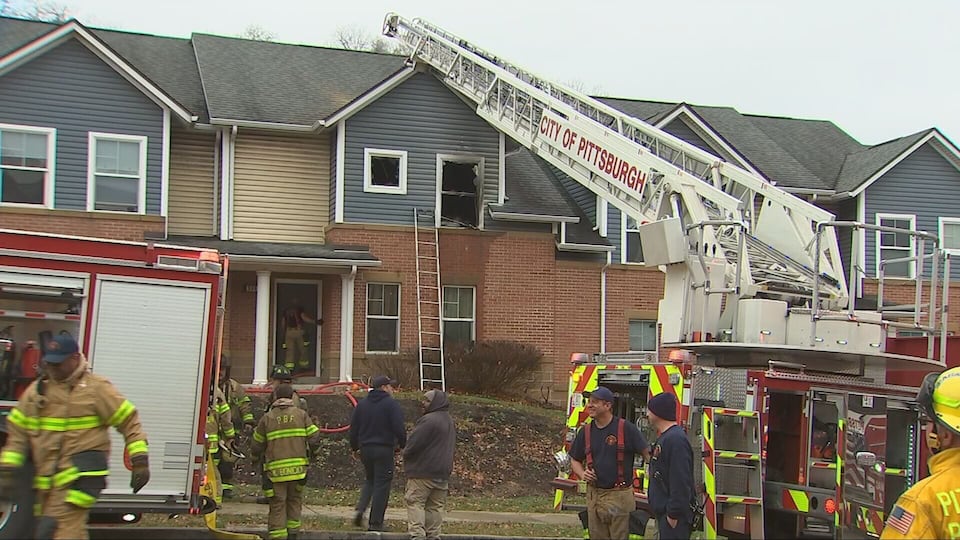 Woman accused of setting fire inside Pittsburgh home as she was being