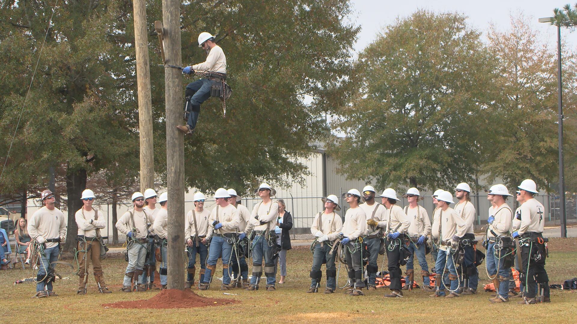 Lineman apprentices compete for jobs at George County rodeo