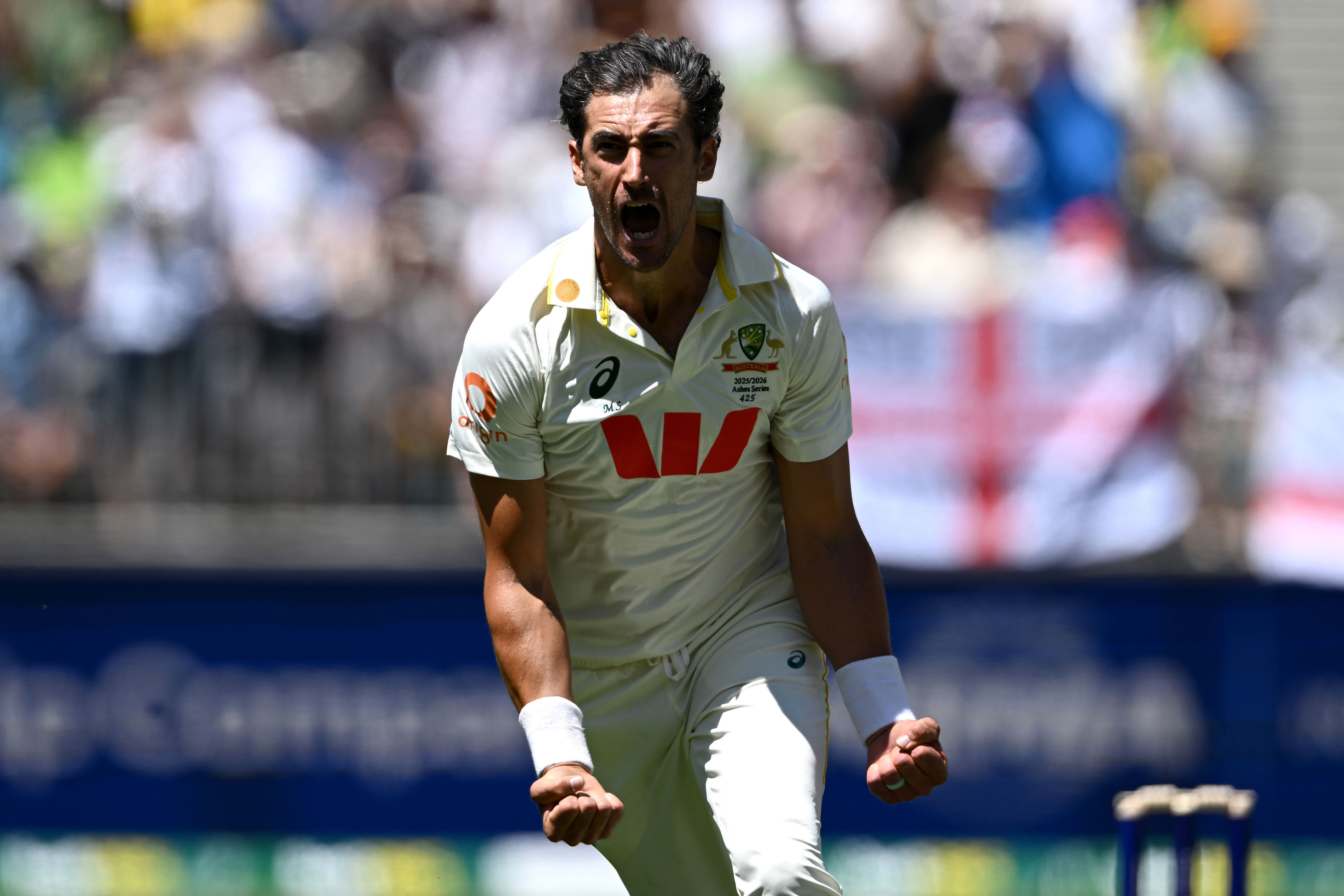 Starc hits back at 'misinformed opinions' on injury