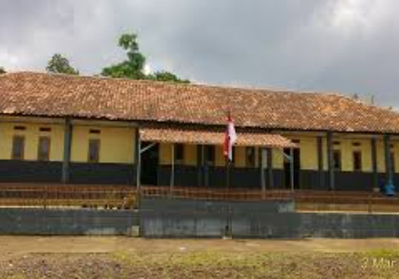 AA1QR46P 5 SMP Islam Terbaik di Tarogong Kaler: Pilihan Ideal untuk Pendidikan Berkualitas dan Berwatak