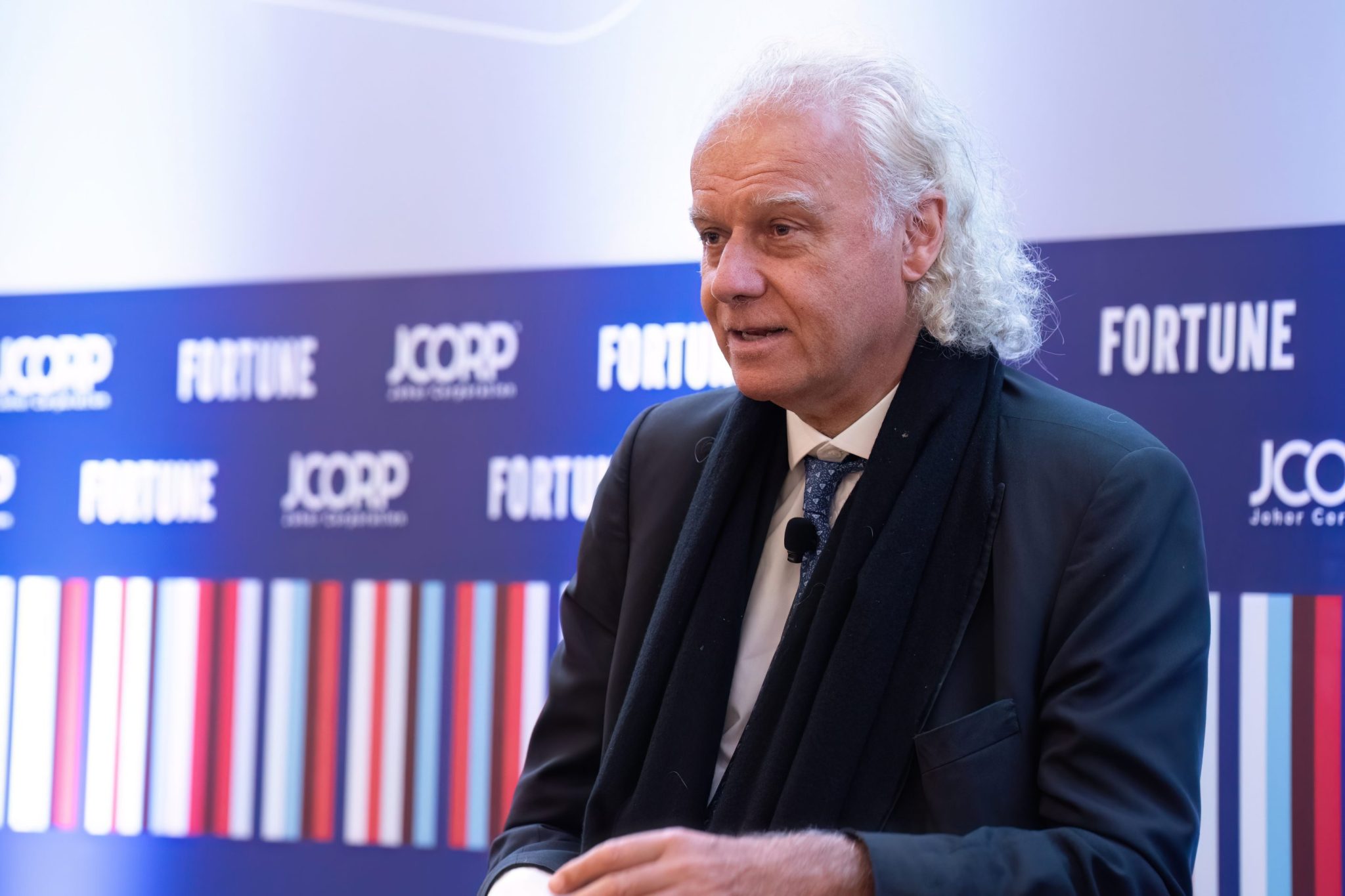 christopher wood net worth - Ilustrasi 3