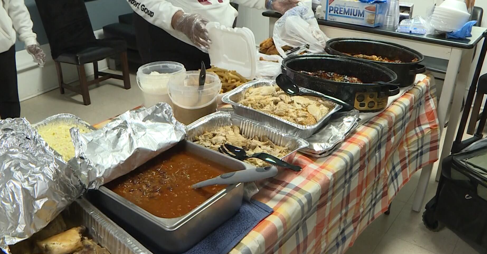 Free Thanksgiving dinners and giveaways across the East