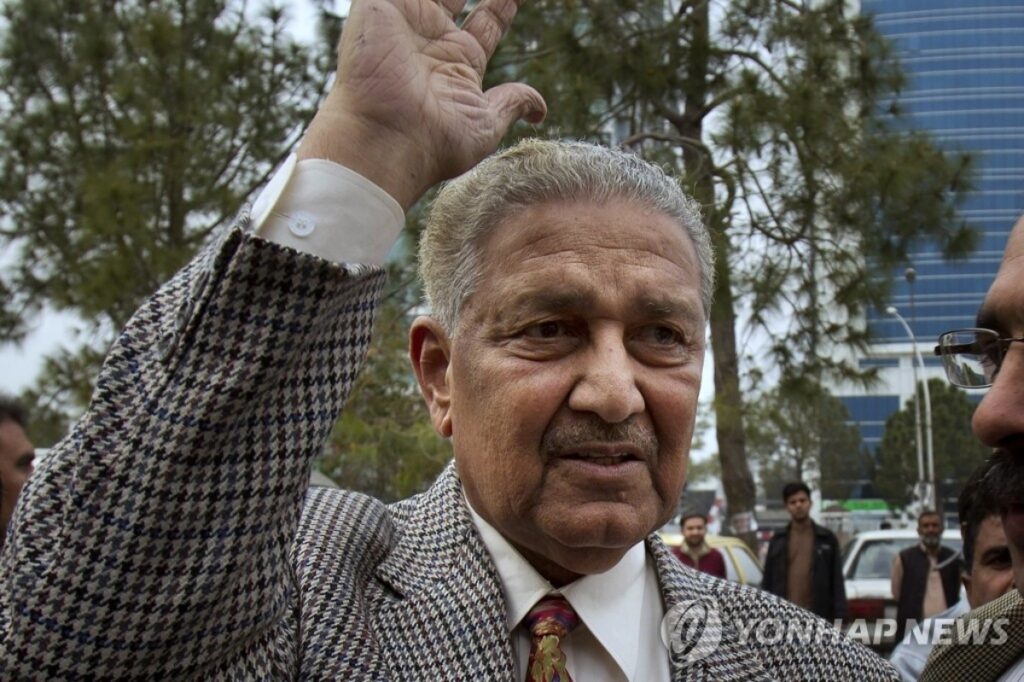 압둘 카디르 칸 박사 / 출처 : 연합뉴스