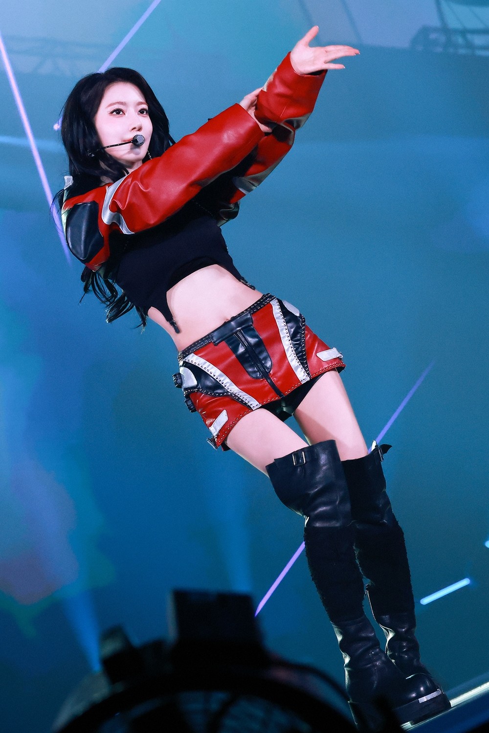 LE SSERAFIM、東京ドーム公演で見せた圧巻ステージと記録更新の快進撃