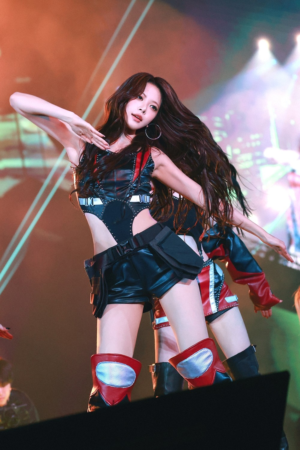 LE SSERAFIM、東京ドーム公演で見せた圧巻ステージと記録更新の快進撃