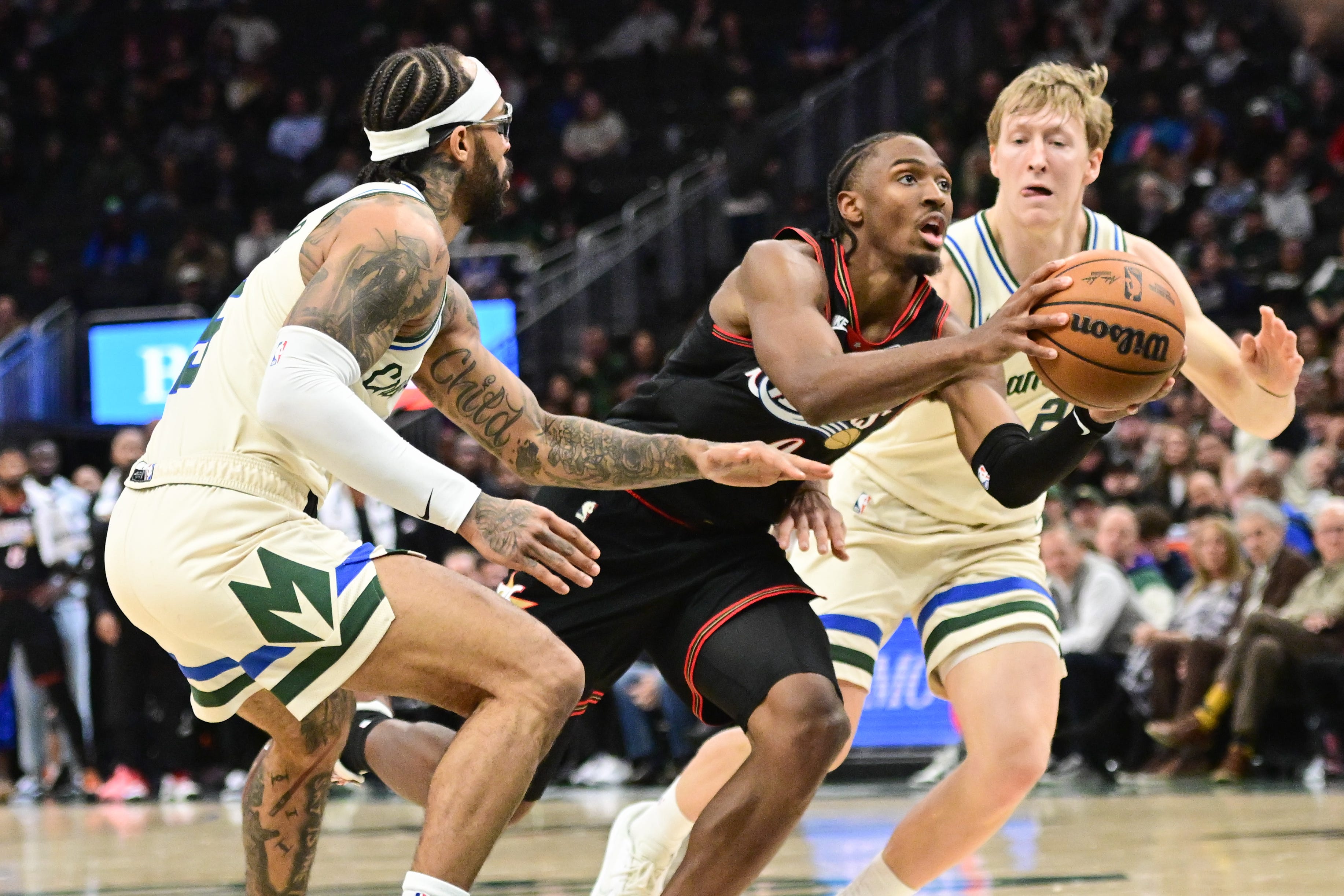 Multiple Sixers react to Tyrese Maxey's