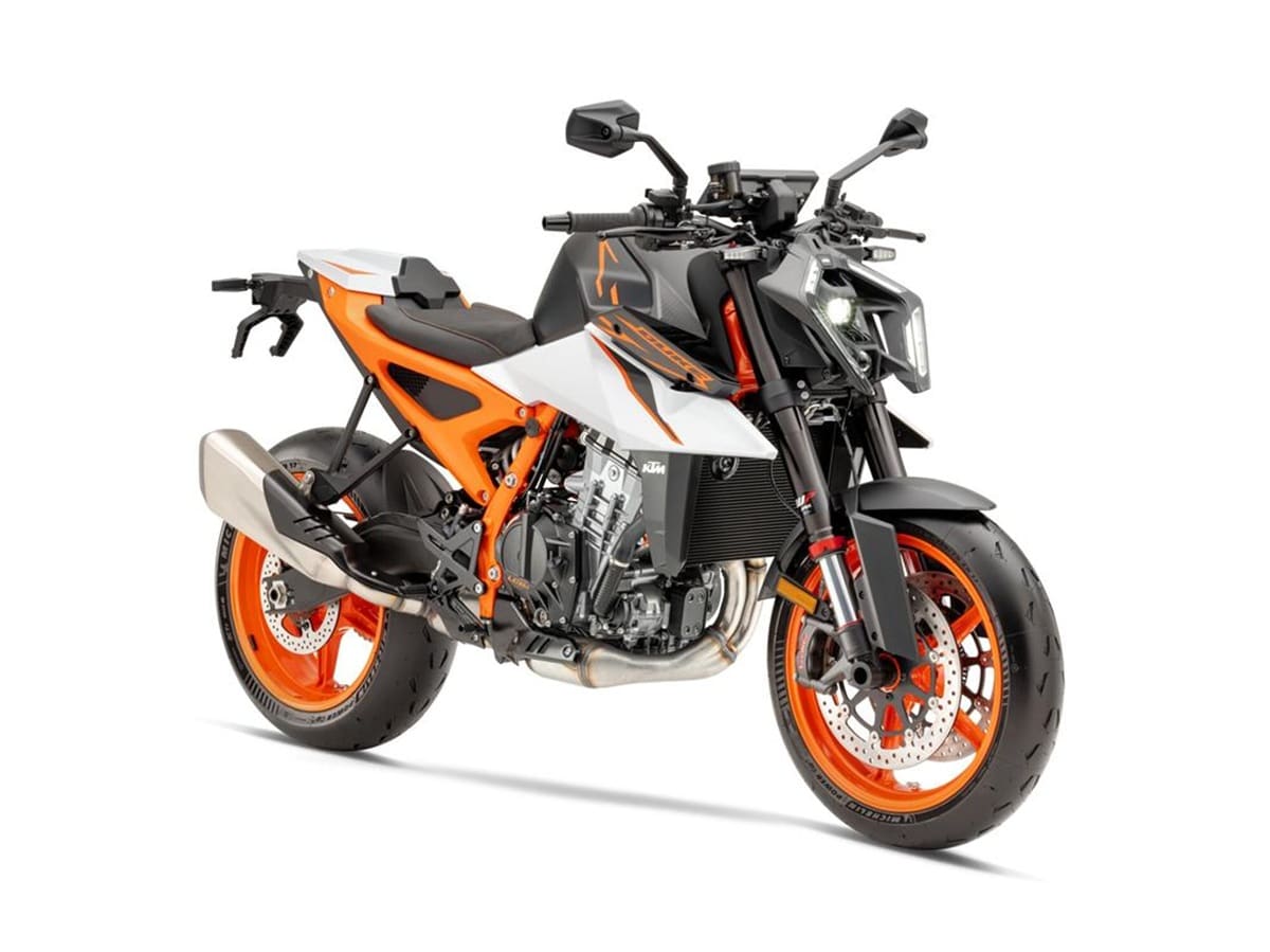 KTM 990 Duke R 2026: più potenza, meno peso e elettronica al top per la ...