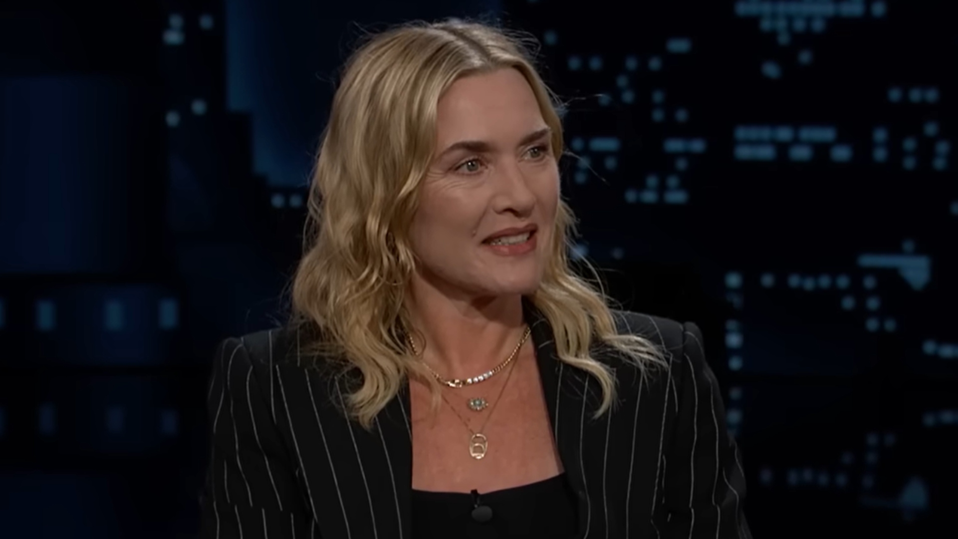 Kate Winslet forteller om møtet sitt med kong Charles i et «dristig» antrekk, image size:1920x1080