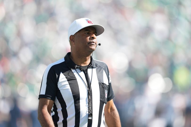 NFL referee forced off field after awful injury in Buffalo Bills vs ...