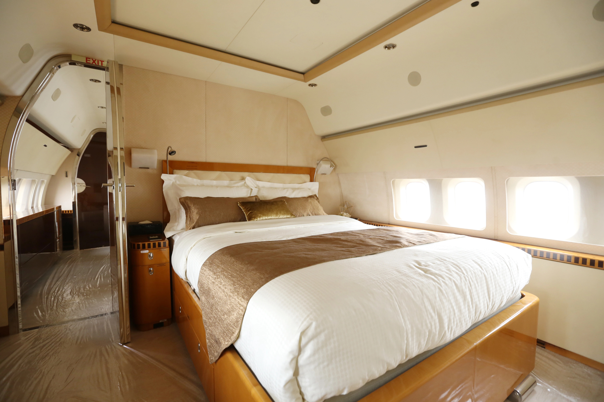 15 Interior Details Inside Luxury Jets