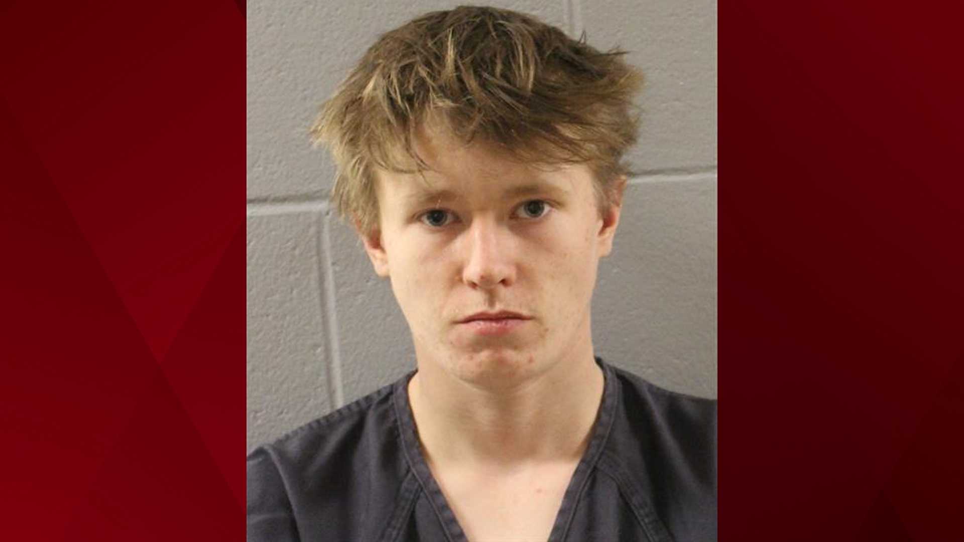 19-year-old arrested after armed home invasion, restaurant burglary in ...