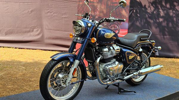 Royal Enfield Bullet 650 makes India debut at Motoverse 2025