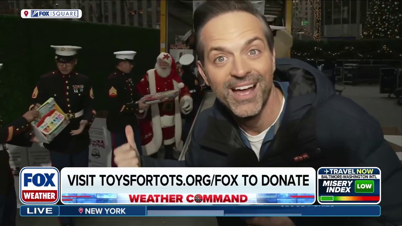 Christmas in FOX Square