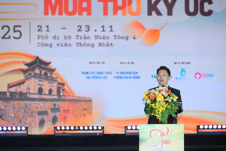 Đến Festival Thu Hà Nội 2025: Thưởng thức 'vị ký ức', xem múa lân sư rồng, rối cạn trên phố đi bộ