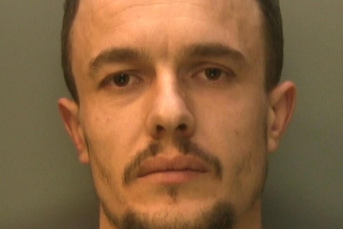 Police issue appeal to locate wanted man known to frequent East Sussex